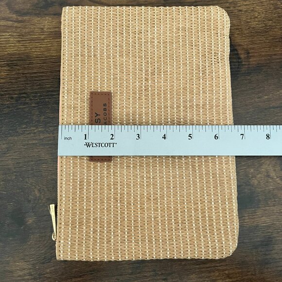 NWOT Marc Jacobs Weaved Makeup Bag - Picture 3 of 5